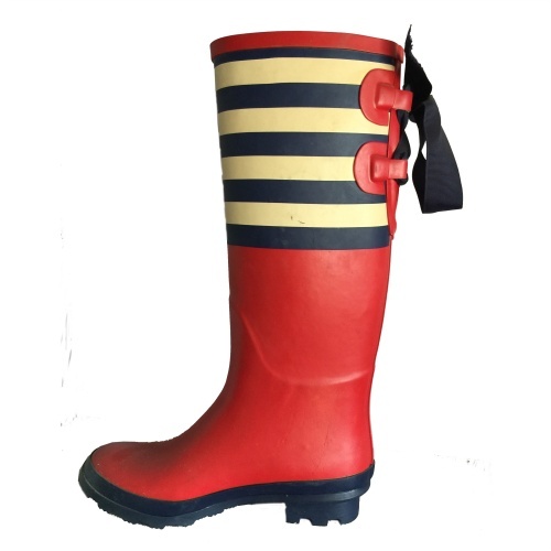 Lady red matty rubber rain boot
